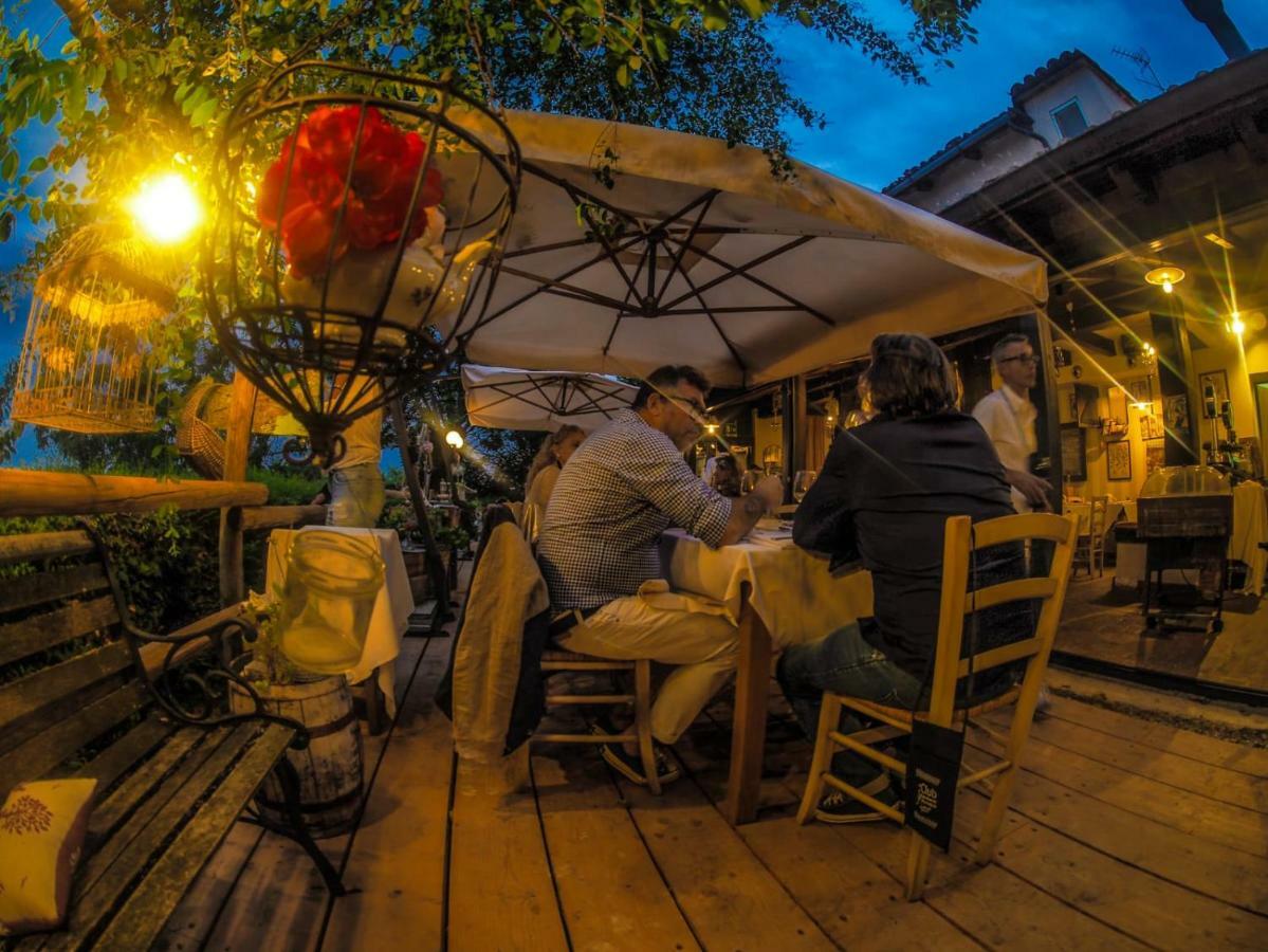 Locanda Montepaolo Dovadola Exterior foto